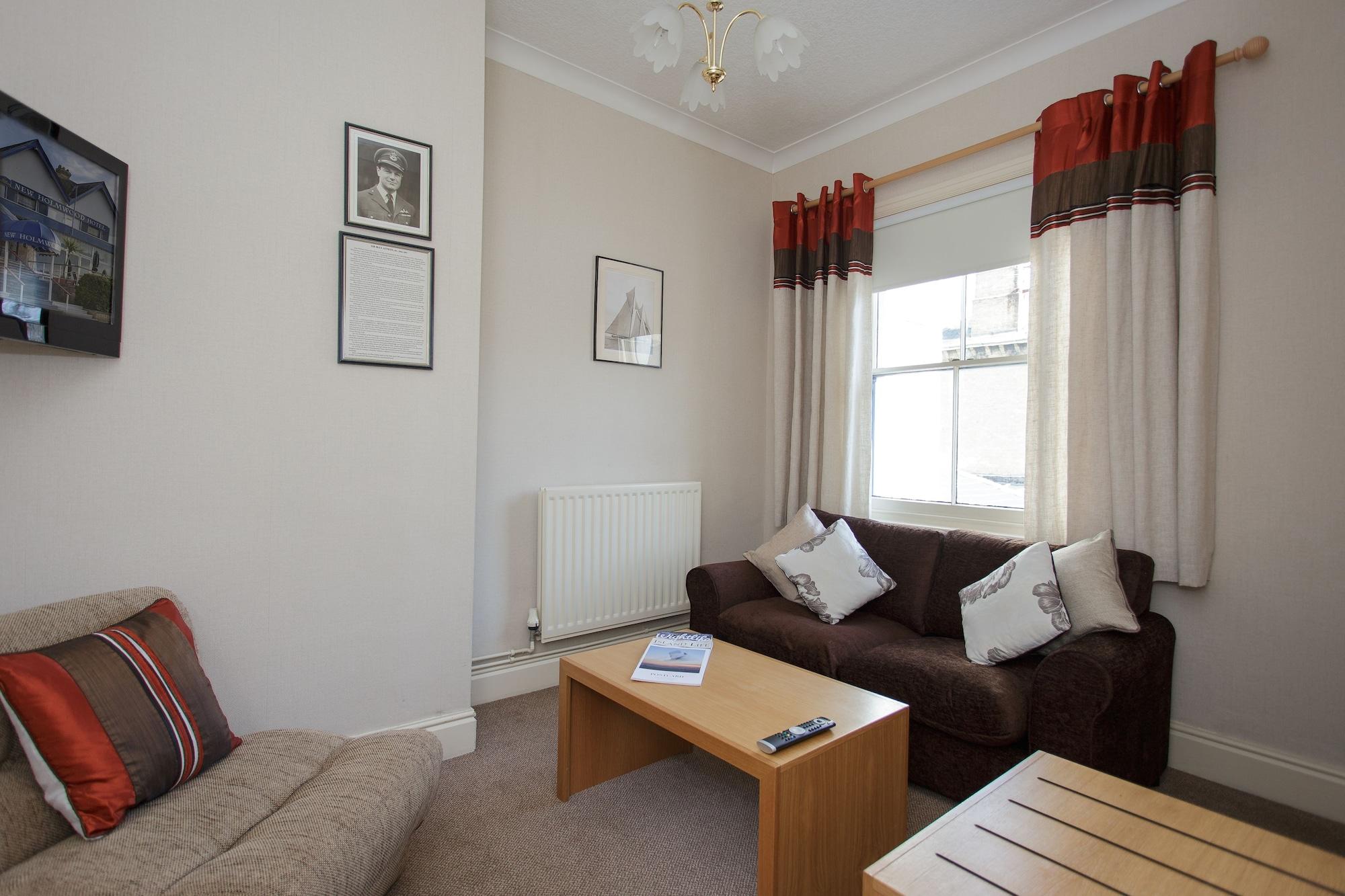 BEST WESTERN New Holmwood Hotel Cowes  Buitenkant foto