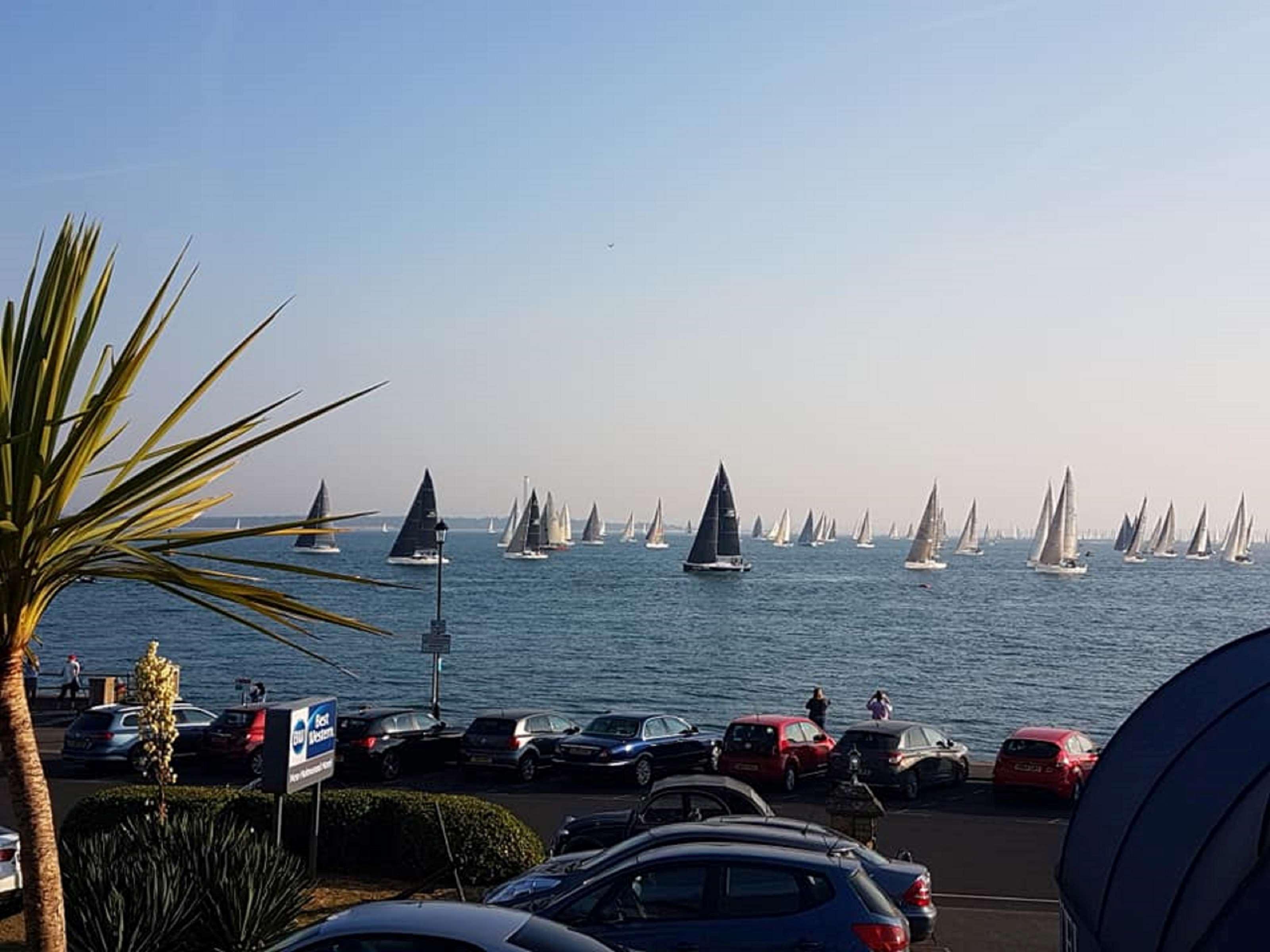 BEST WESTERN New Holmwood Hotel Cowes  Buitenkant foto