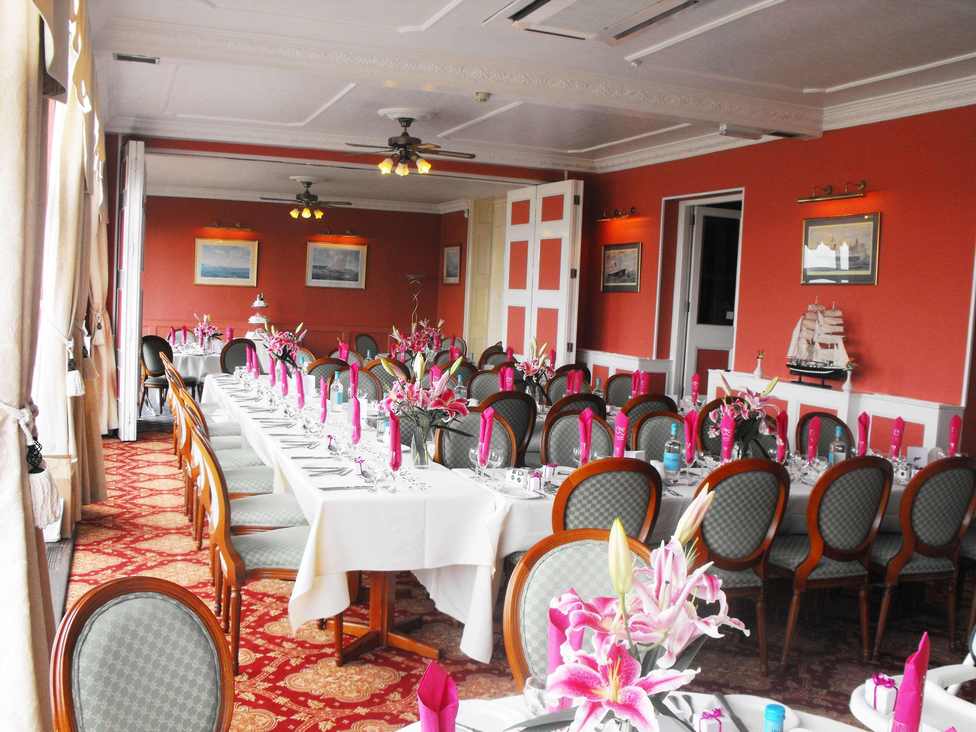 BEST WESTERN New Holmwood Hotel Cowes  Buitenkant foto